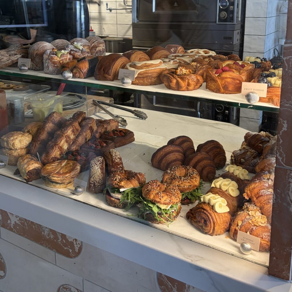 Knead on Bensonのショーケース